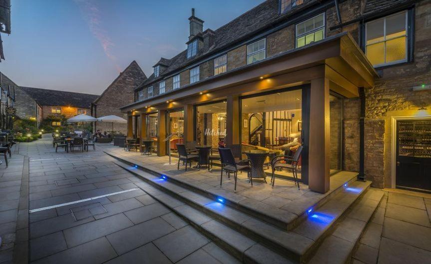 The Talbot Hotel, Oundle , Near Peterborough 외부 사진